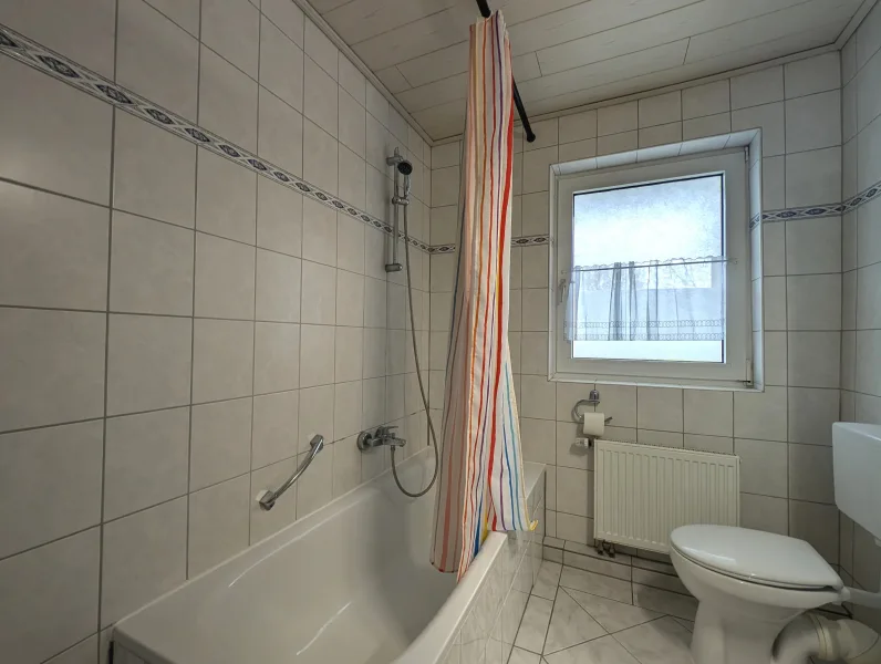 Badezimmer OG rechts