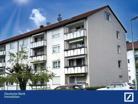 Blick auf den Balkon - Wohnung kaufen in Schwäbisch Gmünd - Glücksgriff - Schöne 3 Zimmer Wohnung mit Balkon in begehrter Lage