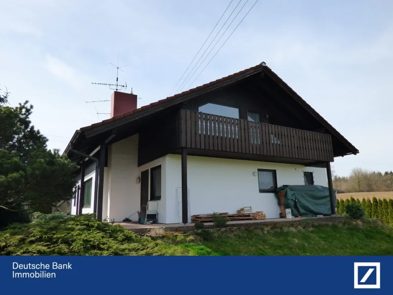 Seitenansicht - Haus kaufen in Bibertal - ** TOP Gepflegtes Wohnhaus in Bibertal  ** Ein Zuhause zum Träumen **