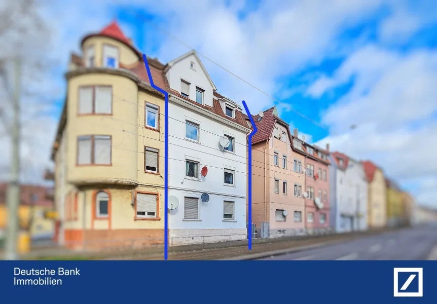 Außenansicht - Haus kaufen in Stuttgart - 4 Familien Haus in gesuchter Lage von Bad CannstattInvestitionsmöglichkeit mit Potential