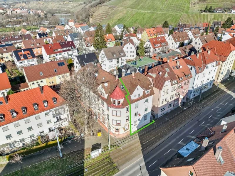 Aussenansicht - Haus kaufen in Stuttgart - 4 Familien Haus in gesuchter Lage von Bad CannstattInvestitionsmöglichkeit mit Potential