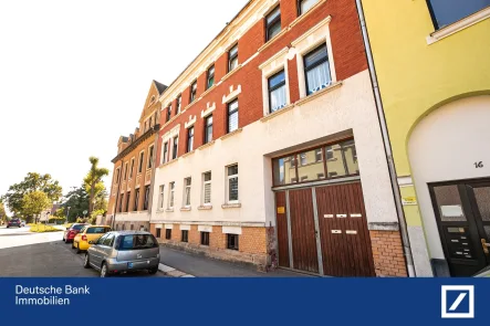 Hausansicht - Haus kaufen in Treuen - Charmantes Mehrfamilienhaus im historischen Stil