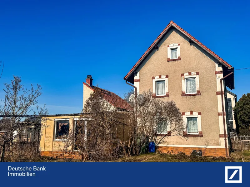 Außenansicht - Haus kaufen in Crimmitschau - "Einfamilienhaus mit Blick ins Grüne"