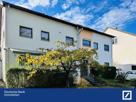 Außenansicht - Haus kaufen in Affalterbach - Reihenmittelhaus mit Terrasse/Garten und Stellplatz in ruhiger Lage am Lemberg