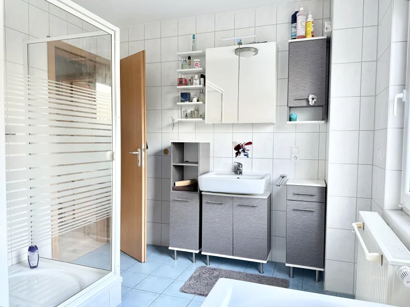 Badezimmer OG Ansicht 2