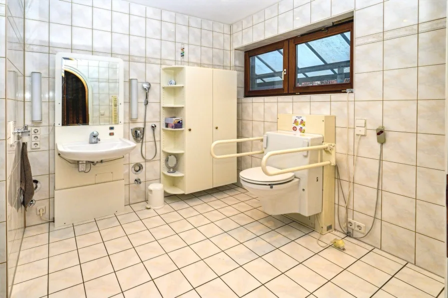 Badezimmer DG