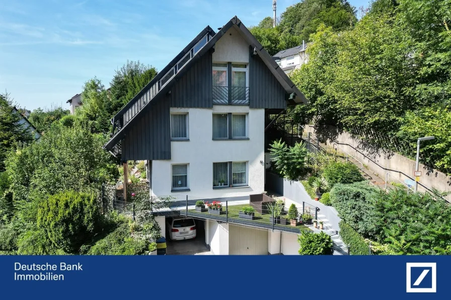 Außenansicht 1 - Haus kaufen in Iserlohn - Traumhaft - Lichtdurchflutet – Architektenhaus !