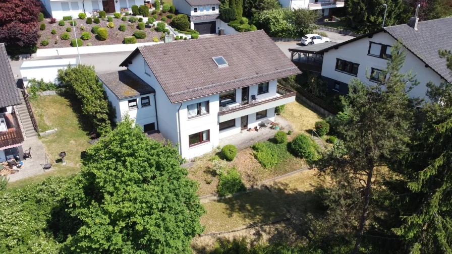  - Haus kaufen in Straßberg - Ruhige Lage mit tollem Ausblick ins Tal!