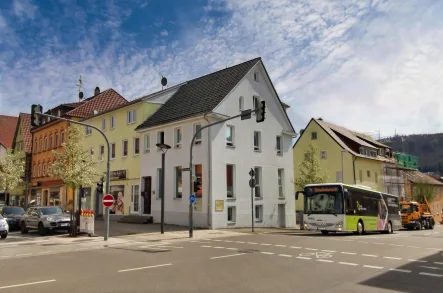 Außenansicht - Haus kaufen in Albstadt - Charmantes Mehrfamilienhaus in zentraler Lage