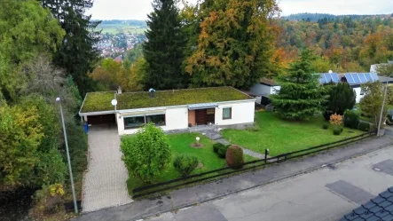 Außenansicht - Haus kaufen in Albstadt - Einfamilienhaus mit idyllischem Garten – Ihre private Oase zum Wohlfühlen