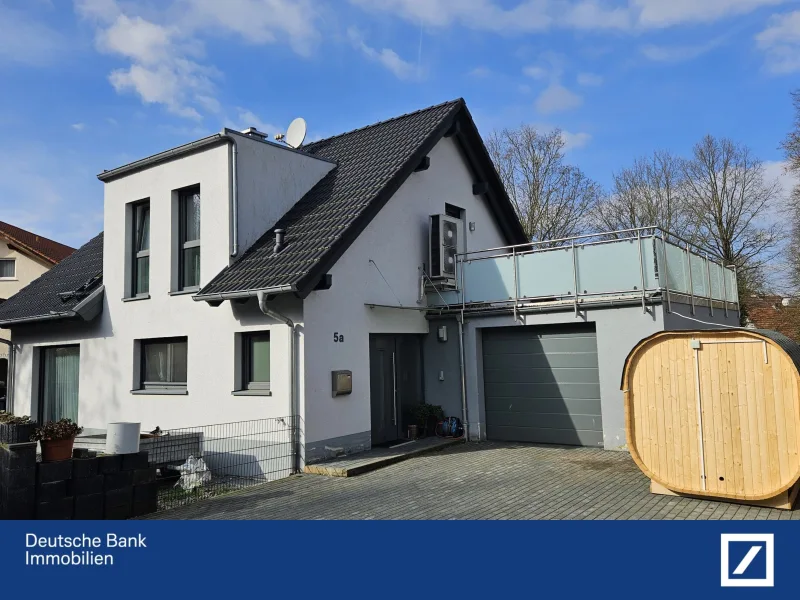 Hausansicht vorne - Haus kaufen in Johannesberg - Traumhaftes freistehendes Zuhause für die Familie, mit der Möglichkeit zur Einliegerwohnung!