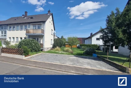 Straßenansicht 2 - Haus kaufen in Großostheim - Freistehendes 3-Familienhaus  