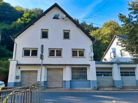 Außenansicht  - Haus kaufen in Kordel -  EFH mit großer Garage/ Werkstatt und Ausbaupotential in Kordel zu Verkaufen  