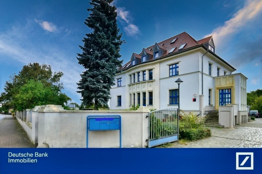 Blick auf das Haus - Büro/Praxis kaufen in Frankfurt - Repräsentatives Bürohaus – Historischer Charme trifft moderne Effizienz