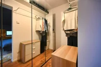 Ankleide zu Zimmer 1 DG