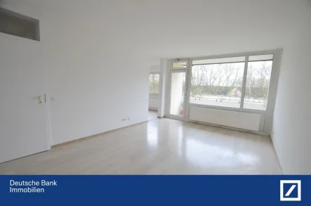 Wohnzimmer - Wohnung mieten in Duisburg - Paare und kleine Familien aufgepasst! Frisch renovierte 3 Zimmer-Wohnung in Duisburg-Obermeiderich.