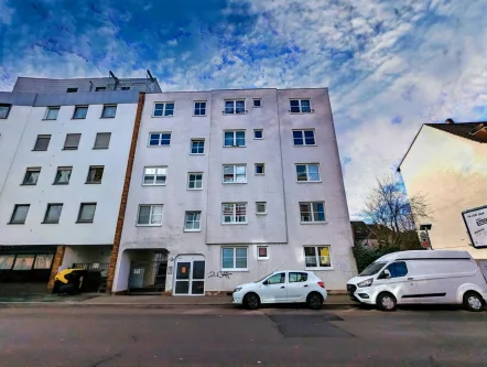 Gebäude (2) - Wohnung kaufen in Kaiserslautern - Vermietete Maisonette-Wohnung im Zentrum von Kaiserslautern