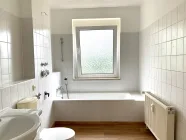 42249011-Badezimmer mit Wanne