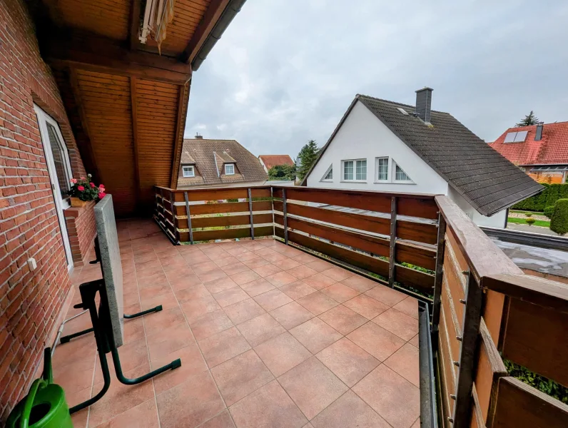 Balkon zur Wohnung im OG