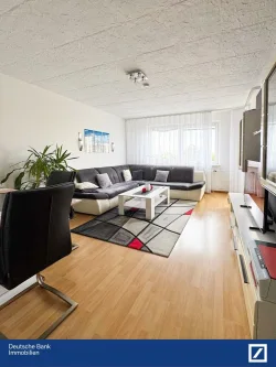 Wohnzimmer - Wohnung kaufen in Ludwigshafen - Helle 3-Zimmer-Wohnung mit Balkon - Attraktive Kapitalanlage