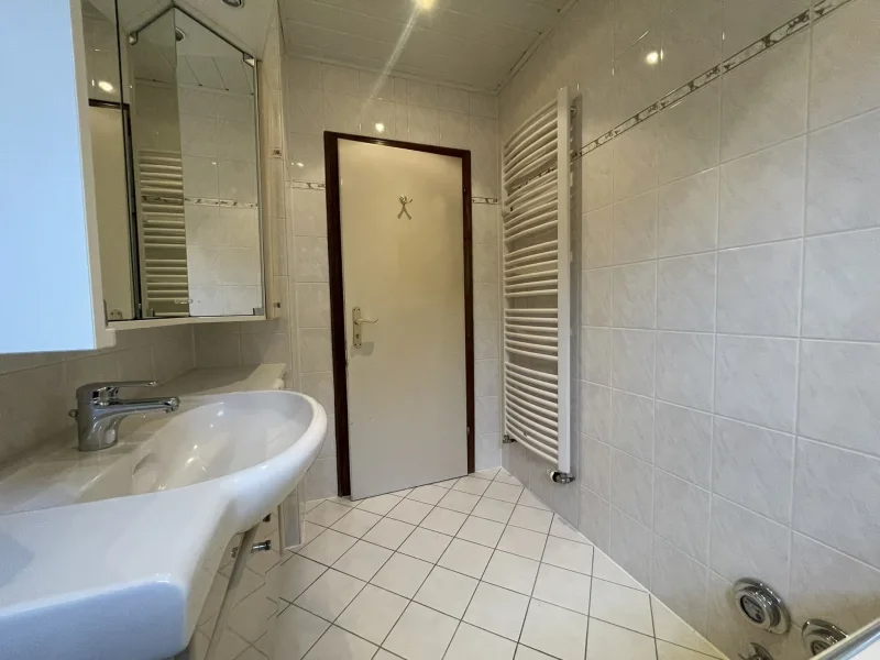 Badezimmer Ansicht II