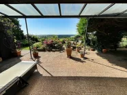 Terrasse mit Blick in Eifel