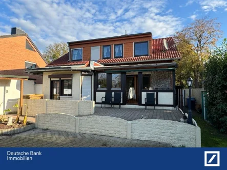 Hausansicht  - Haus kaufen in Düren - Ihr Neues Zuhause in ruhiger Idylle: Freistehendes EFH mit 170 m² und einladenden Grundstück !