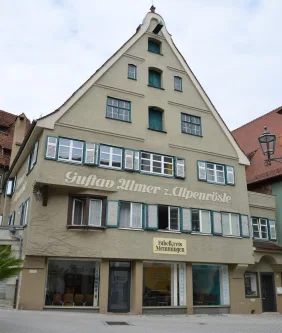 Ost - Ansicht - Haus kaufen in Memmingen - Historisches Wohn-/Geschäftshaus in zentraler Lage - Denkmalgeschützt und Vielseitig Nutzbar