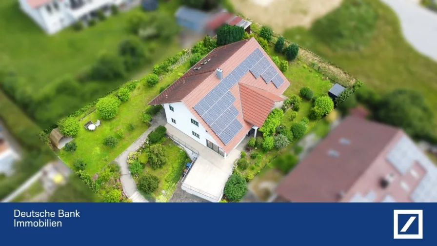 Überblick - Haus kaufen in Aidenbach - Komfortables Wohnen inkl. PV-Anlage mit Speicher, Wärmepumpe und Pelletheizung