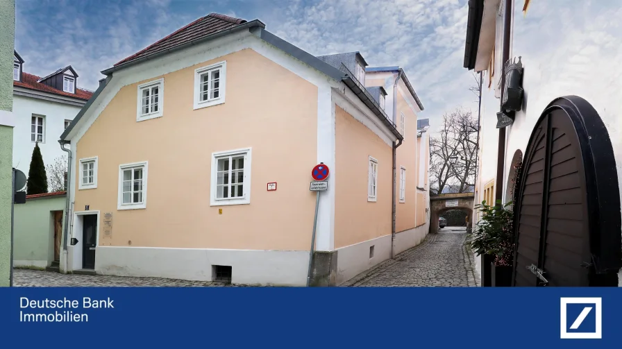 Aussenansicht - Haus kaufen in Passau - Einzigartige Immobilie in historischer Lage – Wohnen und Arbeiten auf der Altstadthalbinsel