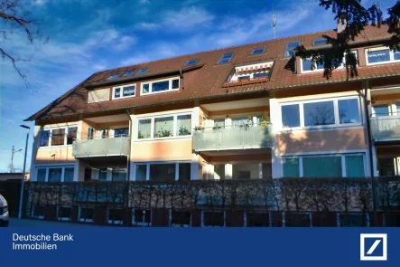 Außenansicht - Wohnung kaufen in Stuttgart - 3-Zi-Whg. am Waldrand in S-Rohr renoviert 2022