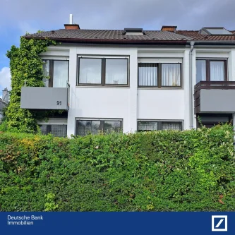 Vorderansicht - Haus kaufen in Denkendorf - Reiheneckhaus in Denkendorf