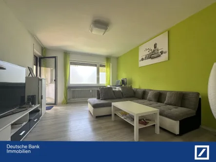 Wohnzimmer - Wohnung kaufen in Althütte - Achtung Kapitalanleger - 2-Zimmerwohnung in Althütte sucht neue Eigentümer