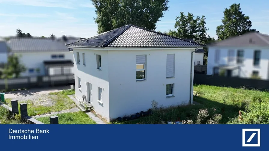 Stadtvilla für die Familie - Haus kaufen in Blankenfelde-Mahlow - RESERVIERT: Massive Stadtvilla mit ca. 150m² Wohnfläche im Komponistenviertel