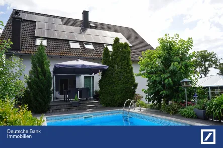 Ansicht Pool - Haus kaufen in Trebbin - Blankensee (Trebbin) - viel Raum für 2 Familien oder zwei Generationen