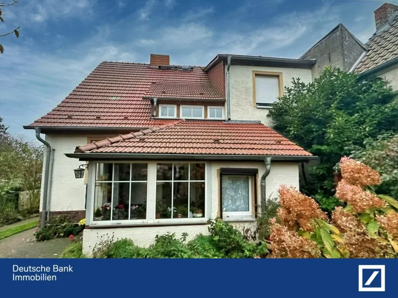 Gartensansicht - Haus kaufen in Angermünde - Ländliches Idyll: Charmantes Haus mit ca. 145 m² Wohnfläche