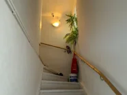 Wohnung 1.OG Treppe zur Wohnun