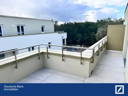 Ausblick - Wohnung kaufen in Hanau - Exklusive 3-Zimmer-Penthousewohnung mit Südterrasse – Modern und Luxuriös Wohnen