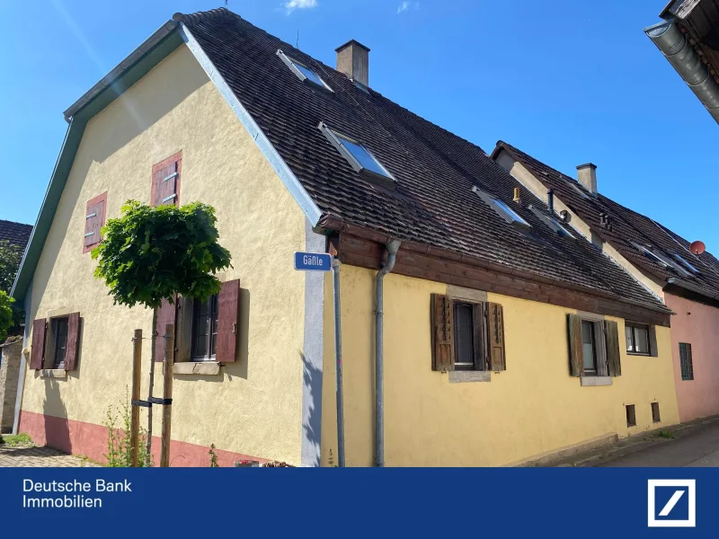 Hausansicht - Haus kaufen in Breisach - Historischer Charme: Wohnen am Fuße des Tunibergs