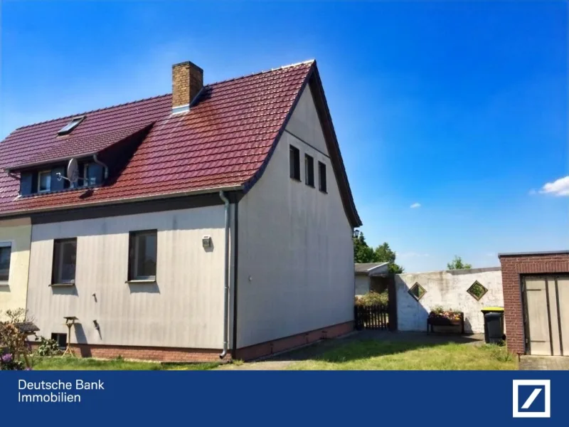 Außenansicht der Immobilie - Haus kaufen in Forst - Raus aus der Miete - rein ins Eigenheim! Ihr neues Zuhause wartet auf Sie!