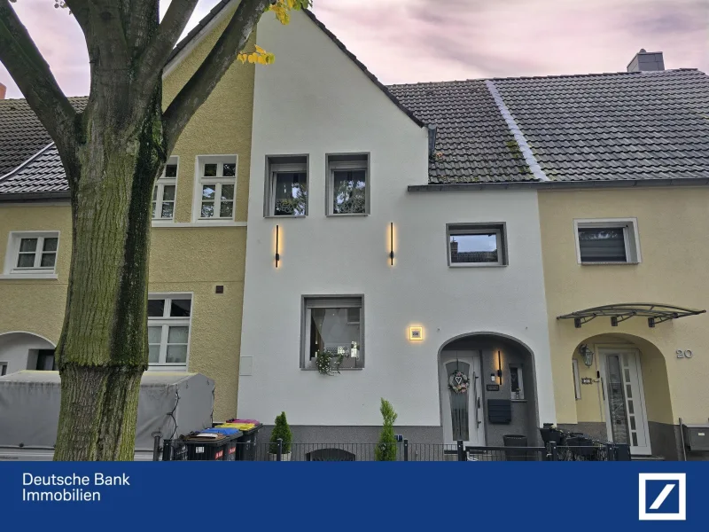 Str - Haus kaufen in Gelsenkirchen - Gepflegtes Reihenmittelhaus in Gelsenkirchen-Hassel