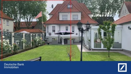 Gartenansicht - Haus kaufen in Bottrop - Exklusive luxus Doppelhaushälfte mit Urlaubsfeeling im Herzen vom Ruhrgebiet