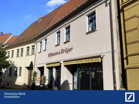 Hausansicht - Haus kaufen in Sangerhausen - Historisch wertvoll Wohnen und Arbeiten !