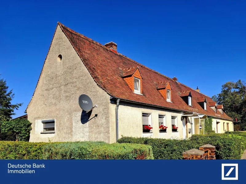 Straßenansicht - Haus kaufen in Röderaue - Charmantes Reihenendhaus in gefragter ländlicher Lage