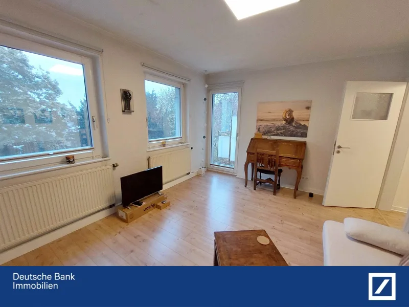 Wohnzimmer Richtung Diele - Wohnung kaufen in Brühl - Beste Citylage in Brühl! Modernisierte DG-Wohnung in 3-Parteienhaus, kl. Balkon, bezugsfrei! 