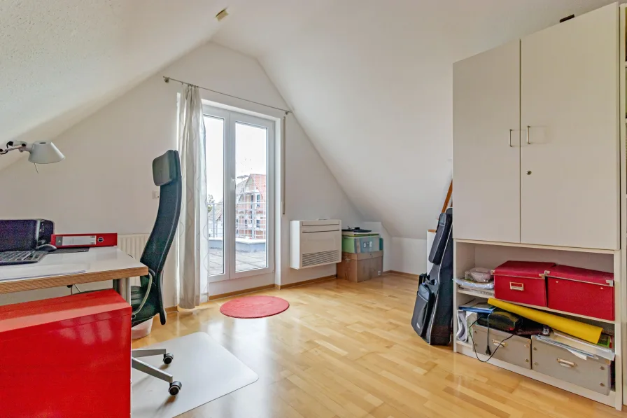 Kinderzimmer 2 / Büro