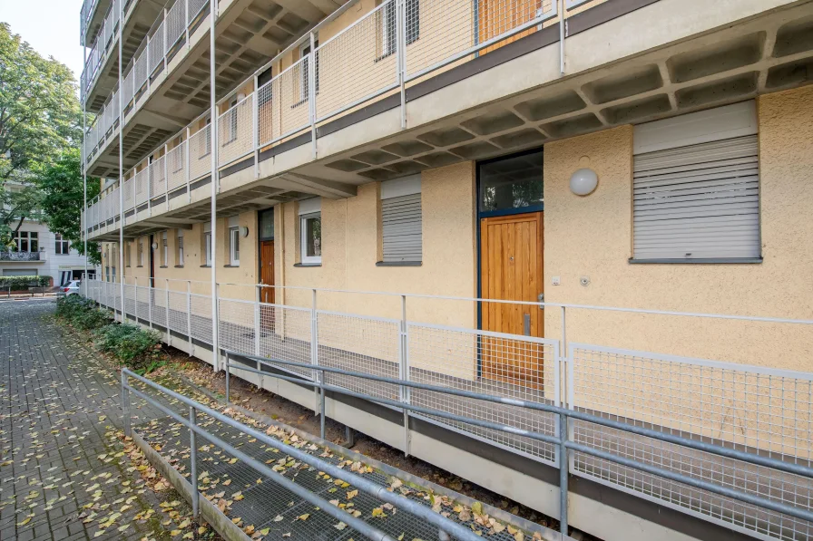 Wohnungseingang mit Rampe