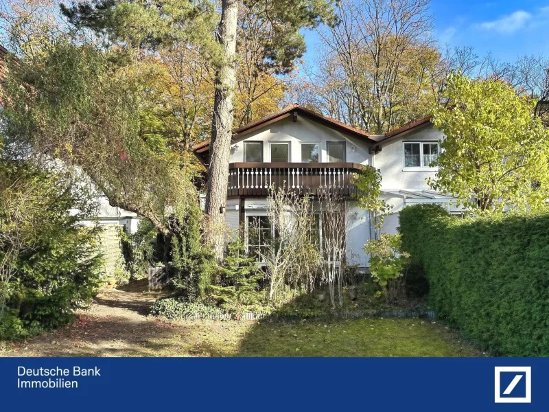 Hausansicht vom Garten - Haus kaufen in Berlin - Ideales Familienhaus in ruhiger Lage nahe S-Bahn Schulzendorf 