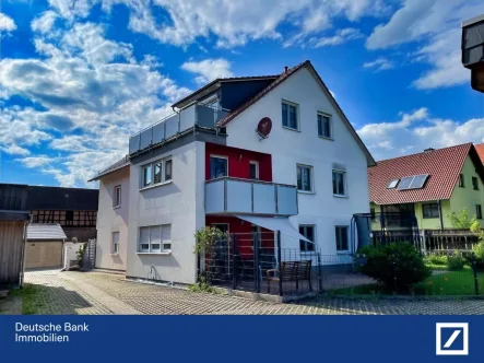 Haus-Rückansicht - Wohnung kaufen in Zöllnitz - derzeit vermiete, jedoch 2025/2026 freiwerdende 4-Raum Wohnung