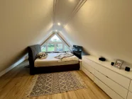 Schlafzimmer DG